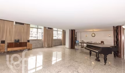 Apartamento com 4 quartos à venda na Praça Eugênio Jardim, 19, Copacabana, Rio de Janeiro por R$ 1.950.000