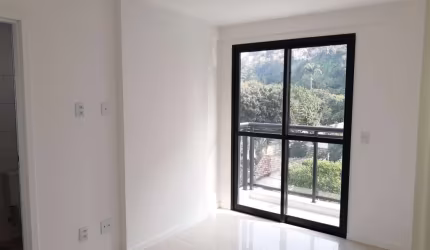 Apartamento com 3 quartos à venda na Rua General Espírito Santo Cardoso, 535, Tijuca, Rio de Janeiro por R$ 740.430