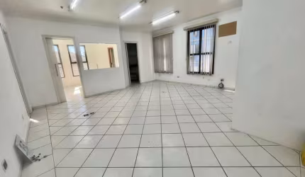 Sala comercial à venda na Avenida Almirante Cochrane, 194, Aparecida, Santos por R$ 330.000