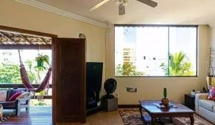 Casa com 3 quartos à venda na Vista Alegre, 11, Santa Rosa, Niterói por R$ 1.300.000