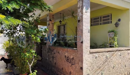 Casa a venda em Rio de Janeiro, bairro Vila Valqueire