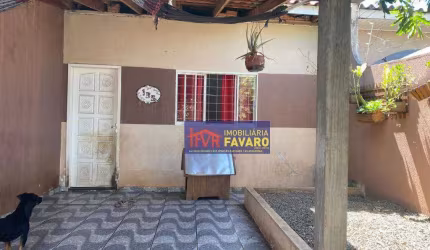 Casa geminada com 2 quartos, garagem coberta.  à venda, 65 m² por R$ 200.000 - Nova Olinda