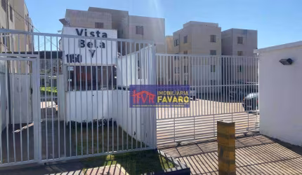 Vista Bela. Apartamento com 2 quartos, sala, cozinha, garagem coberta. à venda, 45 m² por R$ 70.000 - Jardim Maria Celina