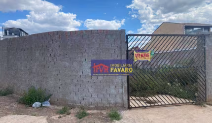 Terreno comercial de esquina, com 332M2. Para venda ou Locação.