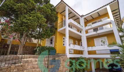 Casa com 4 dormitórios à venda com 429,00m² no Bigorrilho