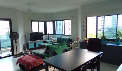 Flat com 3 dormitórios à venda, 112 m² por R$ 800.000,00 - Pitangueiras - Guarujá/SP