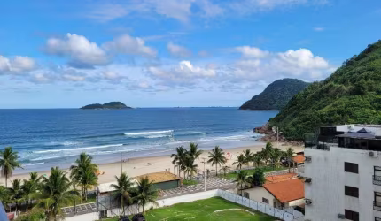 COBERTURA DUPLEX COM VISTA AO MAR, 150 METROS DA PRIA, LOCALIZAÇÃO PRIVILEGIADA, TOMBO.