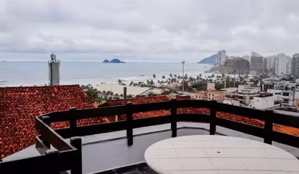 ENSEADA - CASA EM CONDOMÍNIO FECHADO - 310 M²  DE ÁREA CONSTRUÍDA - LAZER.