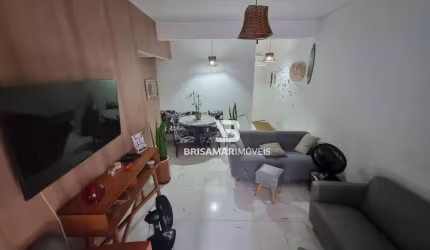 PITANGUEIRAS- UMA QUADRA DO MAR , TOTALMENTE REFORMADO, GARAGEM PRIVATIVA NO PRÉDIO, CONDOMÍNIO BAIXO.