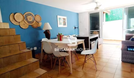 VENDA DE CASA EM CONDOMÍNIO FECHADO NA ENSEADA, GUARUJÁ – PÉ NA AREIA!