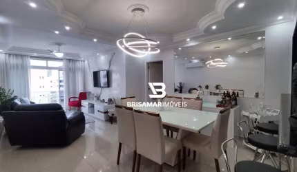 PITANGUEIRAS- CALÇADÃO  , MARAVILHOSO APARTAMENTO TOTALMENTE REFORMADO E DECORADO , GARAGEM NO PRÉDIO.