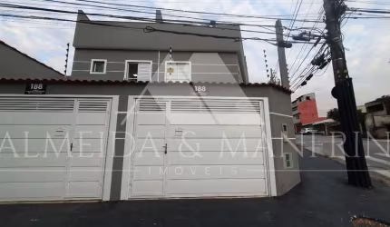 Sobrado NOVO, Moderno e Aconchegante à Venda