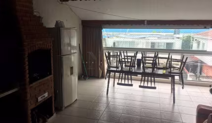 Casa para Venda em São Vicente, Centro, 4 dormitórios, 1 suíte, 5 banheiros, 2 vagas