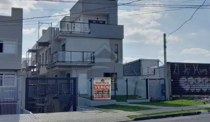 Casa com 3 quartos à venda na Avenida Frederico Lambertucci, Fazendinha, Curitiba, 170 m2 por R$ 1.050.000