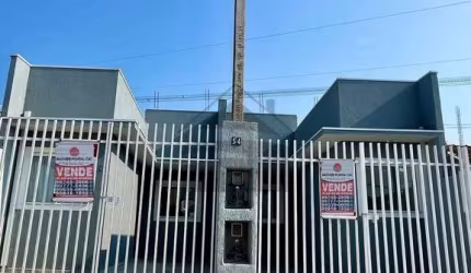 Linda Casa à Venda em Tatuquara - Curitiba