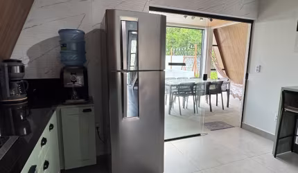CASA A VENDA EM BANANEIRAS