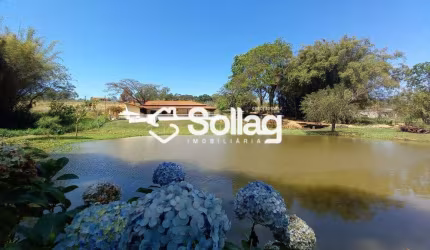Sítio disponível para venda em um lugar encantador em meio a natureza , na cidade de Louveira , interior de São Paulo .