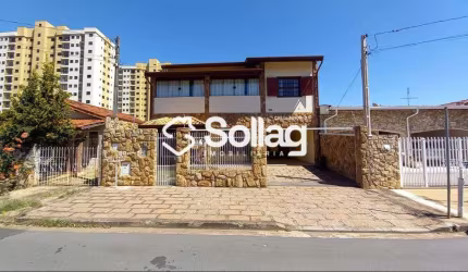 Casa residencial em excelente bairro na cidade de Valinhos , interior de São Paulo.