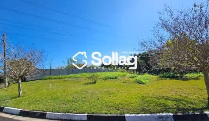 Terreno á venda no condomínio Terras de São Francisco, em Vinhedo, interior de São Paulo.