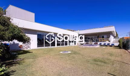 Imóvel moderno em residencial de chácaras, lugar de muita natureza e tranquilidade