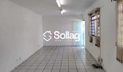 Sala para locação no bairro Centro em Vinhedo, São Paulo.