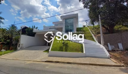 Casa para compra em Vinhedo no condominio Marambaia, interior de São Paulo.