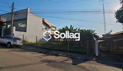 Terreno Comercial para compra em bairro nobre da cidade , perto das principais avenidas de Vinhedo .