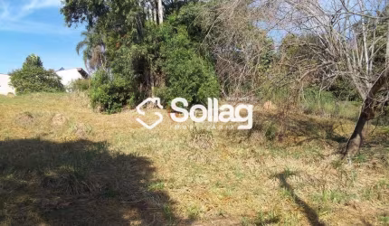 Terreno a venda no condomínio Estância Marambaia em Vinhedo, interior de São Paulo.
