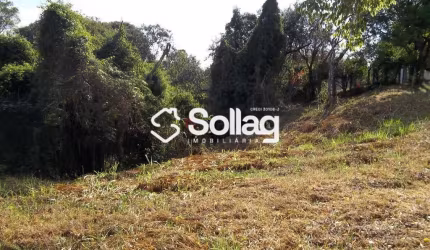 Terreno a venda no condomínio Estância Marambaia em Vinhedo, interior de São Paulo.
