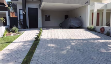 Casa em condomínio Térrea para compra no condominio Bosque dos Cambaras em Valinhos, interior de São Paulo.
