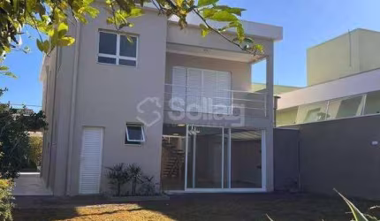 Casa para vender no Condomínio Terras de São Francisco em Vinhedo, interior de São Paulo.