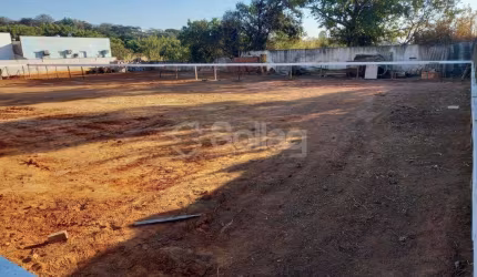 Terreno á venda com excelente localização na cidade de Vinhedo, interior de São Paulo.