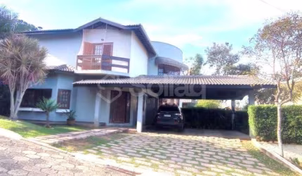 Casa à venda no condomínio Vivenda das Vinhas na cidade de Vinhedo - SP próximo do comércio em geral, escolas. acesso para Campinas, Valinhos, Jundiaí