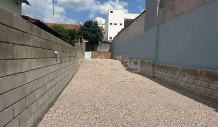 Terreno comercial para venda no centro de Vinhedo, interior de São Paulo