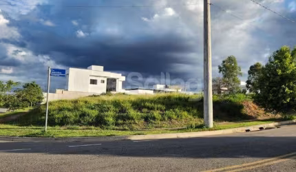 Terreno à venda no Residencial Jatobá em Vinhedo, interior de São Paulo!!