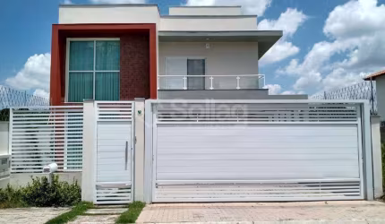 Casa à venda em bairro super tranquilo, com casas novas e localização que facilita o dia a dia pela proximidade do comércio em geral, escolas ........