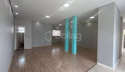 Sala Térrea comercial no Centro de Vinhedo.