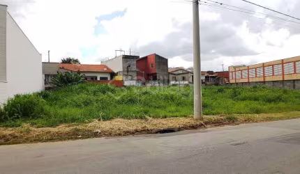 Terreno comercial / industrial no bairro Vila Pompeia em Vinhedo, interior de São Paulo