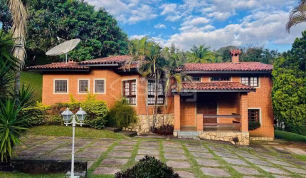 Casa em condomínio à venda, 3 suítes, 6 vagas, Condomínio Vale da Santa Fé - Vinhedo/SP.