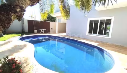 Casa para alugar em Vinhedo com 3 suítes no condomínio Jardim América- São Paulo.