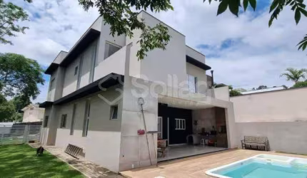 Casa a venda no Condomínio Villa D'oro em Vinhedo, São Paulo.