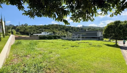 Terreno à venda no Condomínio Campo de Toscana em Vinhedo - interior de São Paulo.