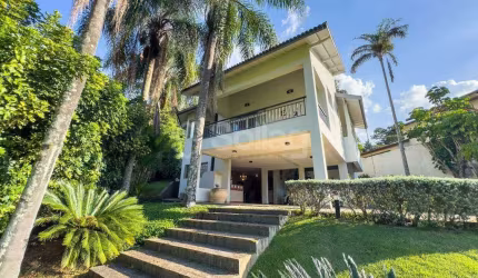 Casa em condomínio a venda no Condomínio Chácaras do Lago em Vinhedo, São Paulo.