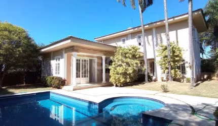 Casa para comprar no condomínio Vista Alegre sede - Vinhedo -SP. Já imaginou sua família em um lugar aconchegante e confortável?