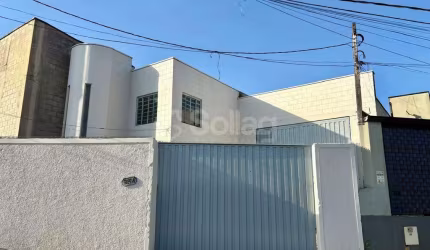 Galpão à venda no Jardim Novo Mundo em Valinhos - interior de São Paulo.