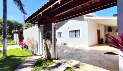 Casa térrea à venda em bolsão residencial em Vinhedo/SP!!