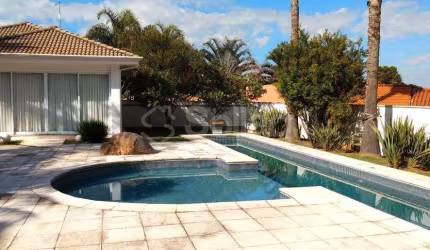 Casa em condomínio à venda, 5 quartos, 4 suítes, 5 vagas, Condomínio Morada do Sol - Vinhedo/SP