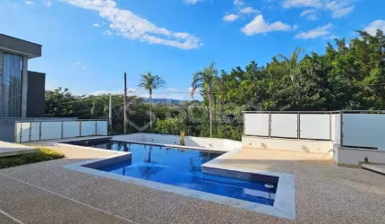 Casa para alugar no condomínio Villaggio Capriccio na cidade de Louveira-SP. 4 suítes 2 com closet