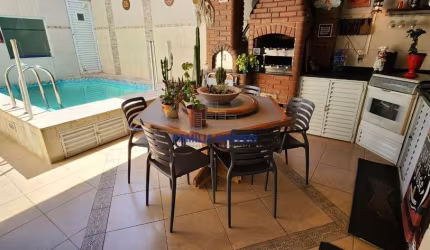 Casa em condomínio fechado com 3 quartos à venda na Vereador Henrique Soler, --, Ponta da Praia, Santos por R$ 1.599.000