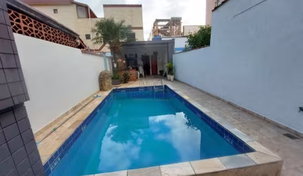 Casa em condomínio fechado com 4 quartos à venda na Rua Evaristo da Veiga, --, Campo Grande, Santos por R$ 1.490.000